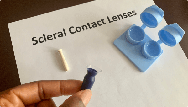 Scleral contact lenses