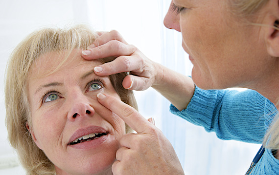 Patient getting an eye emergency check-up in Mt. Clemens, MI at LaCroix Eye Care